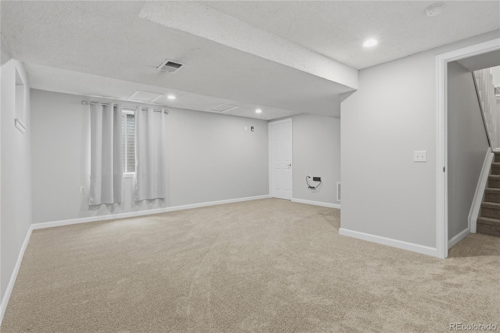 MLS Image #4 for 5016 s ventura street,aurora, Colorado