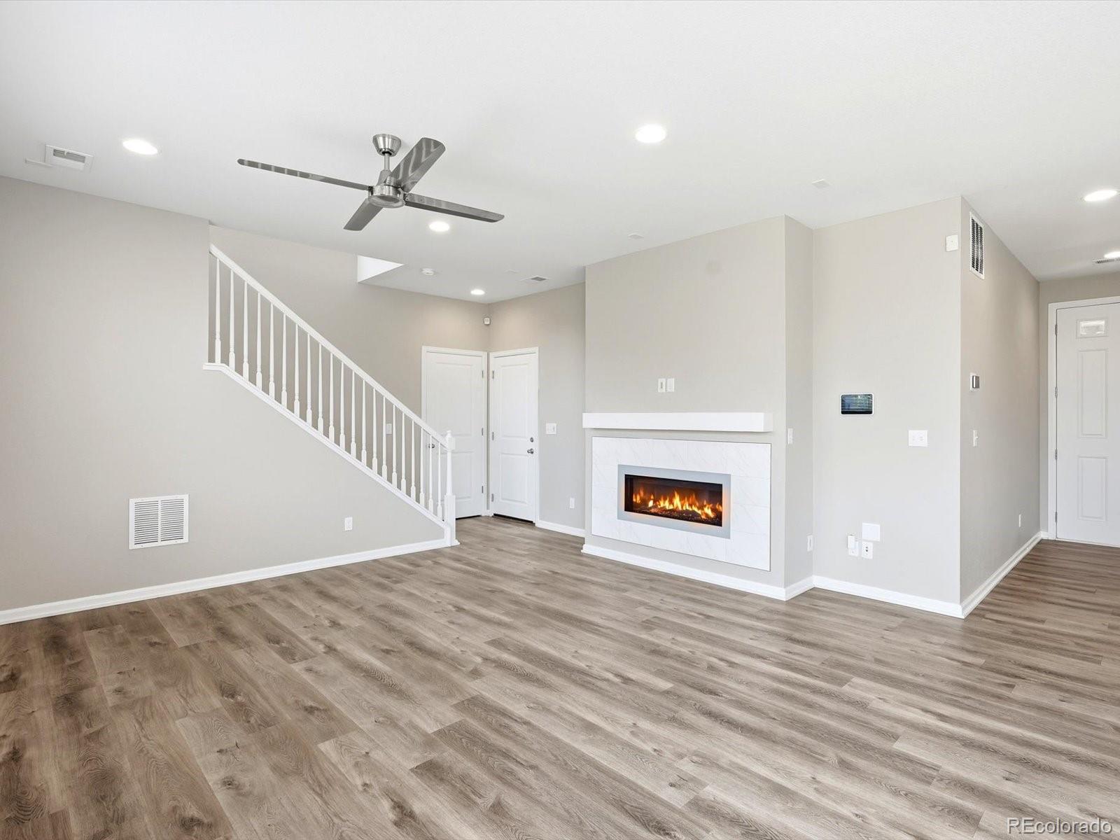 MLS Image #7 for 206 s kewaunee way,aurora, Colorado
