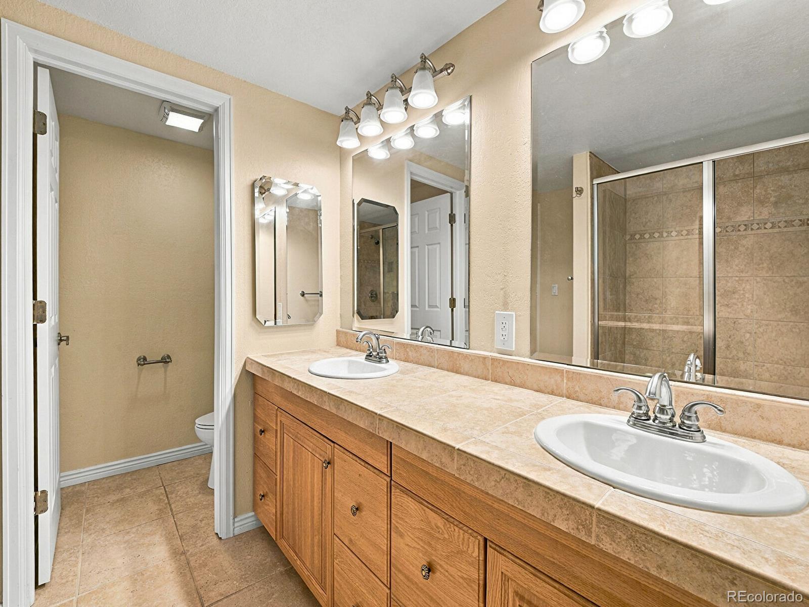 MLS Image #31 for 4545 s monaco street,denver, Colorado
