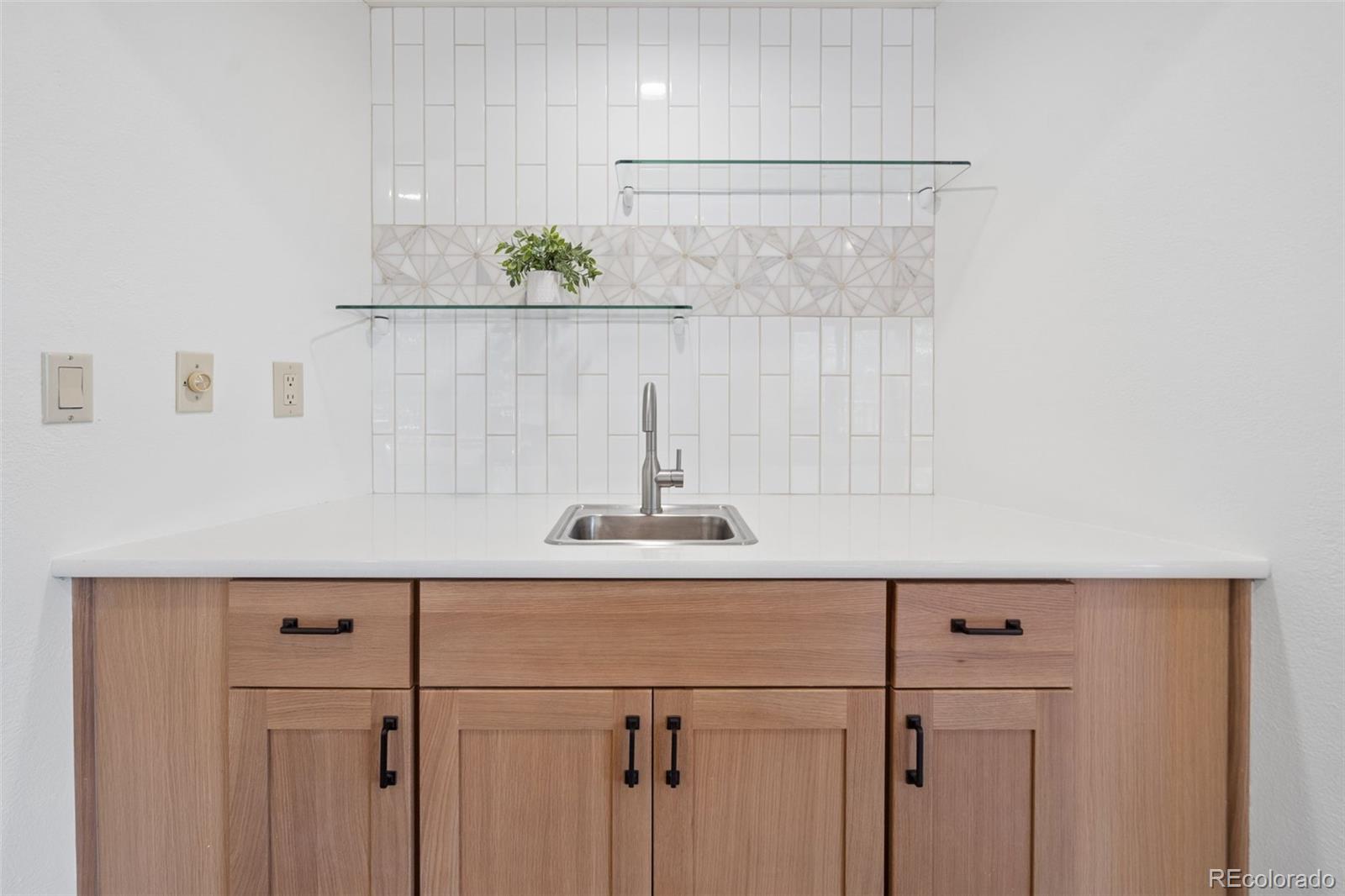 MLS Image #10 for 5145  golden hills court,colorado springs, Colorado