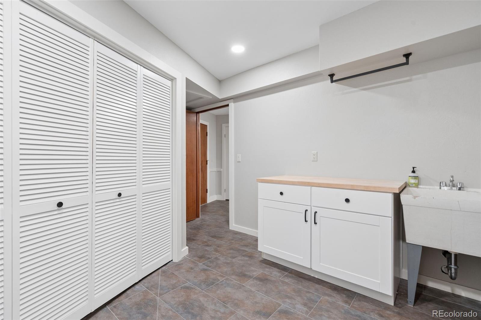 MLS Image #42 for 5145  golden hills court,colorado springs, Colorado