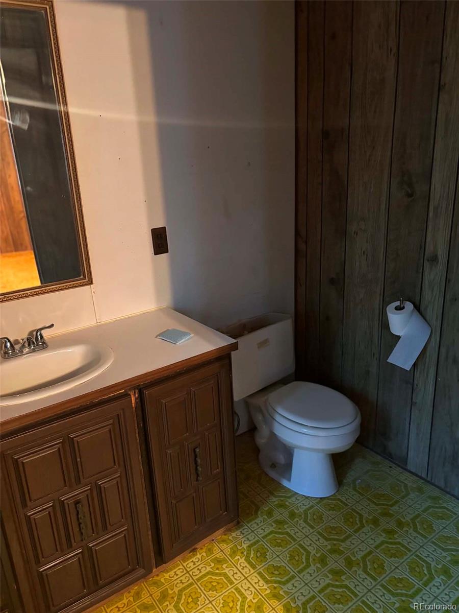 MLS Image #11 for 660  m street,penrose, Colorado