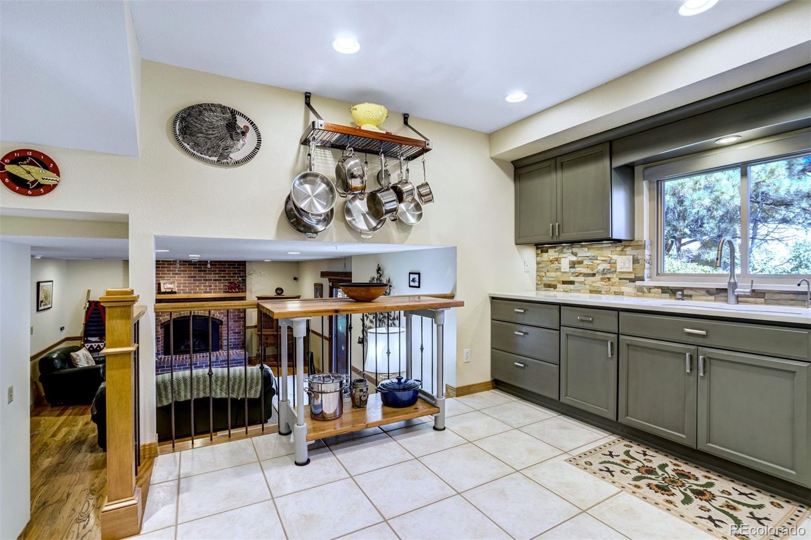 MLS Image #16 for 1132  war eagle court,colorado springs, Colorado