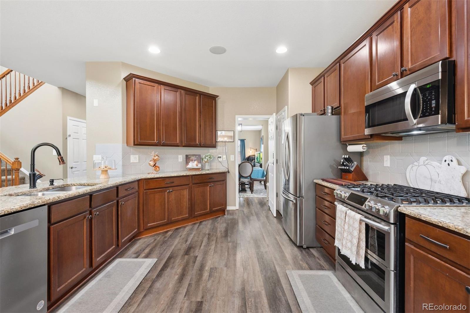 MLS Image #10 for 15122  fillmore way,thornton, Colorado