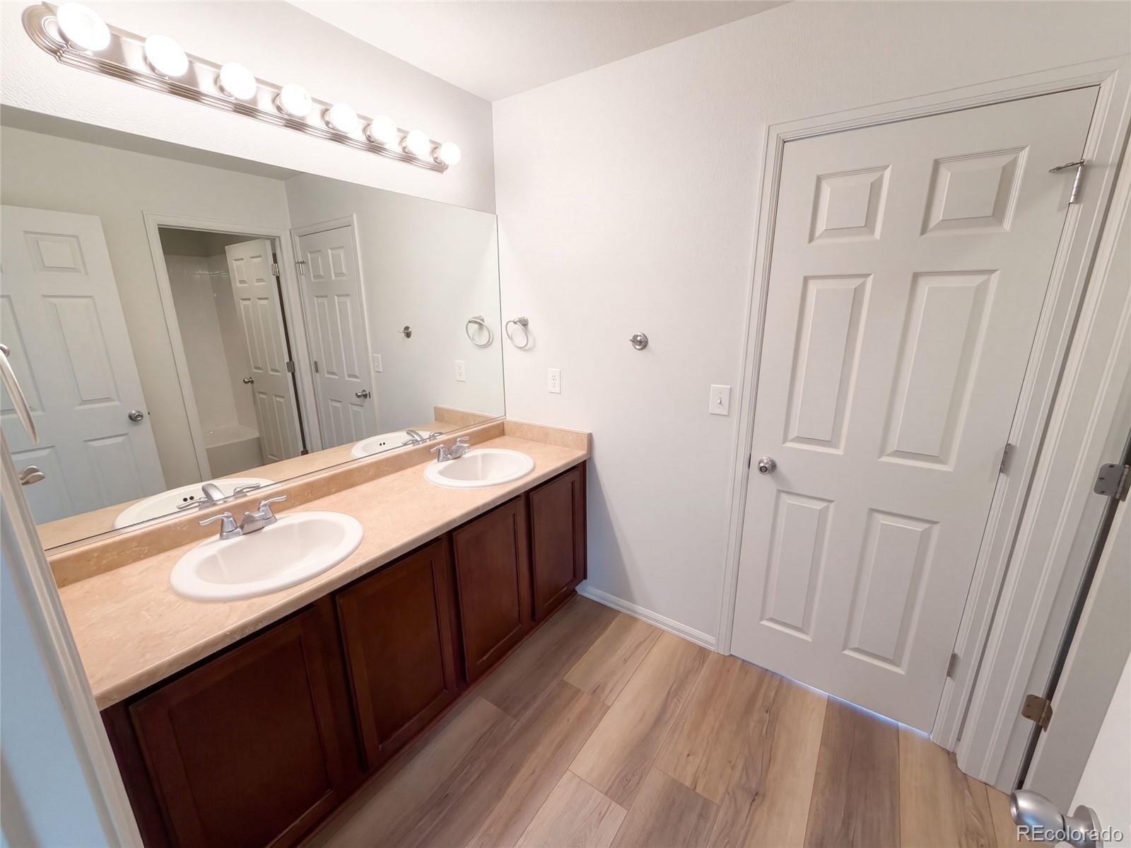 MLS Image #38 for 5406 s fultondale way,aurora, Colorado