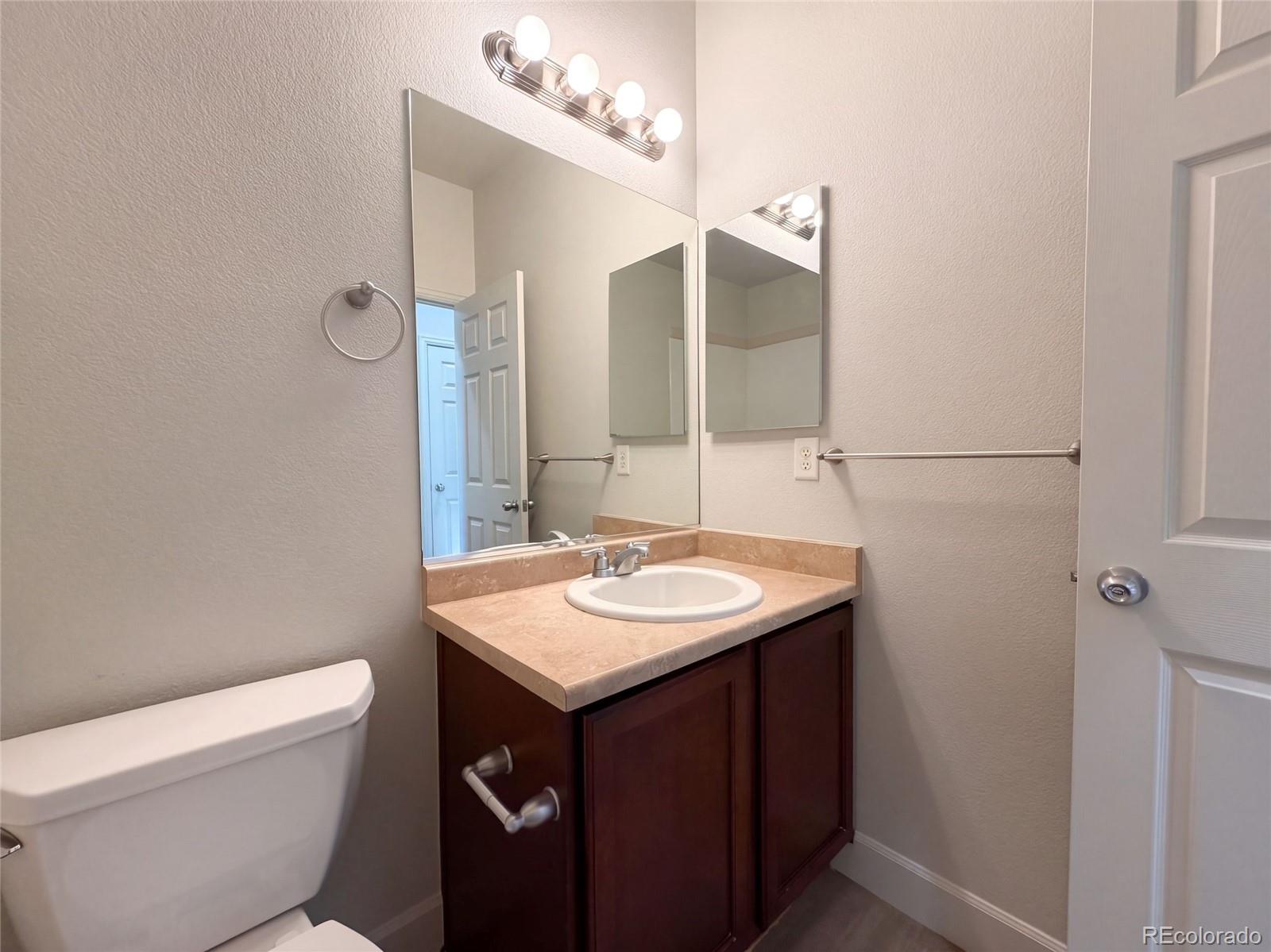 MLS Image #41 for 5406 s fultondale way,aurora, Colorado