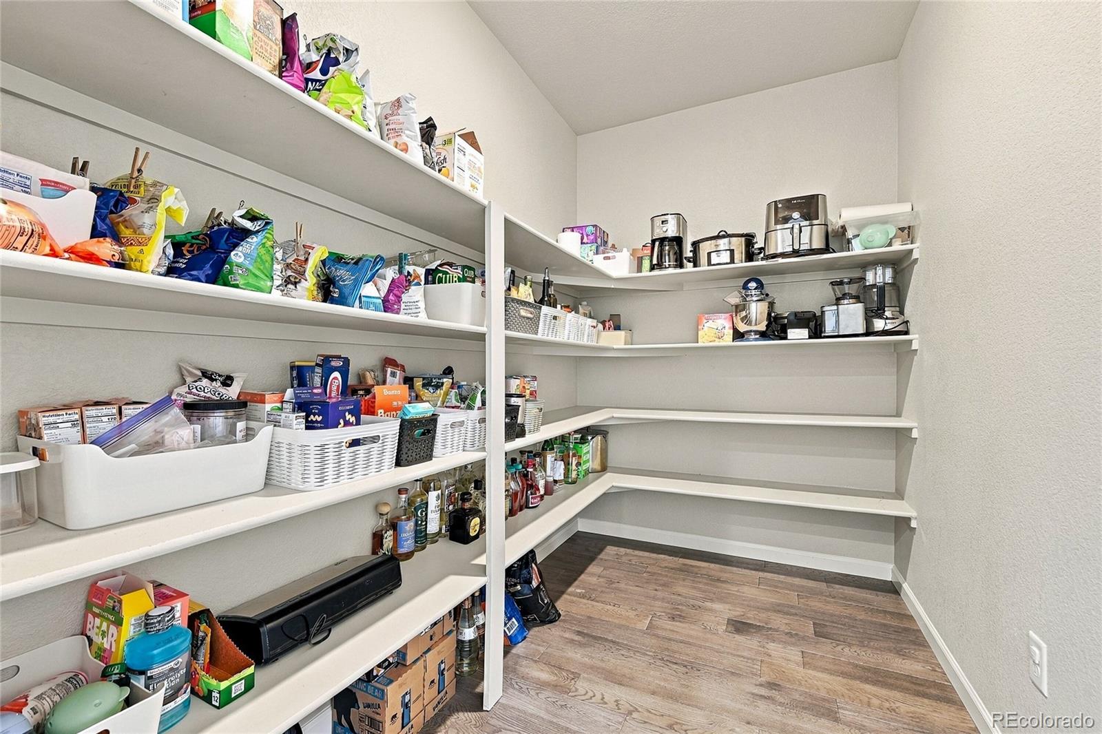 MLS Image #18 for 318  orion circle,erie, Colorado