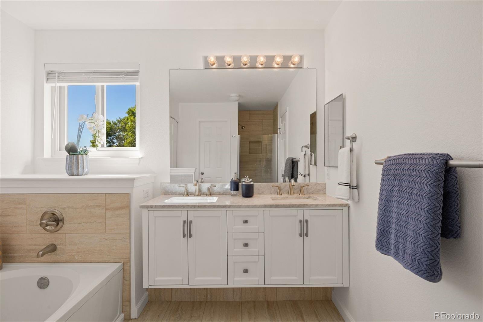 MLS Image #11 for 6442  silver mesa drive d,highlands ranch, Colorado