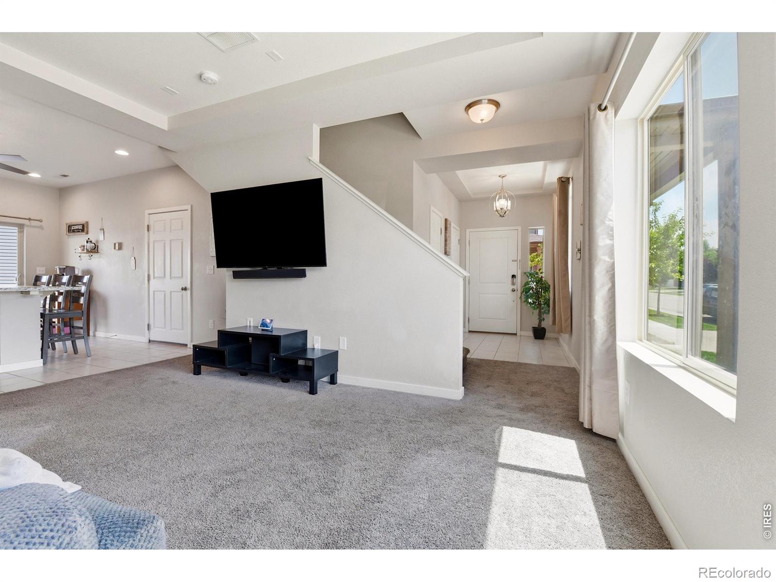 MLS Image #14 for 17975 e 54th avenue,denver, Colorado