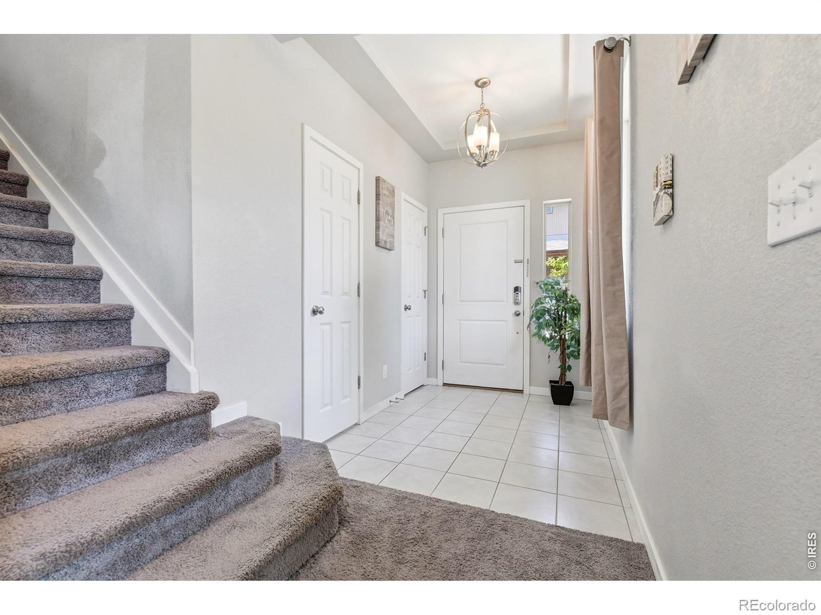 MLS Image #9 for 17975 e 54th avenue,denver, Colorado