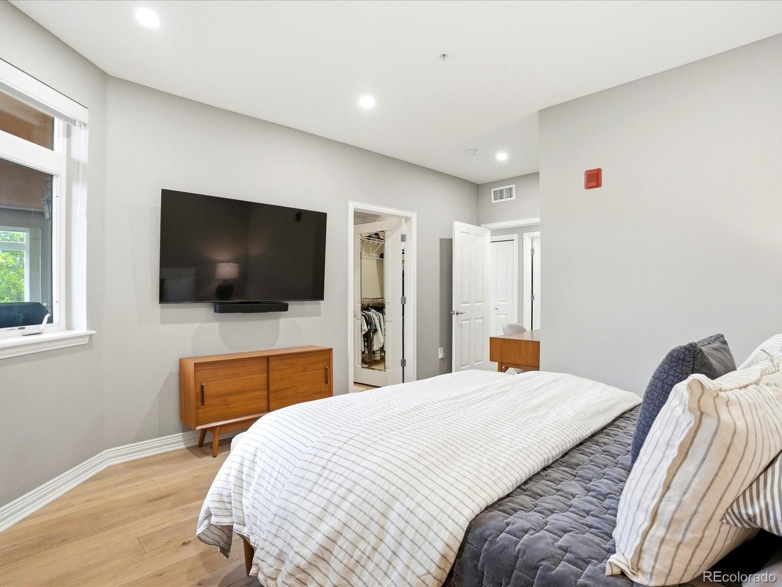 MLS Image #12 for 2700 e cherry creek s drive,denver, Colorado