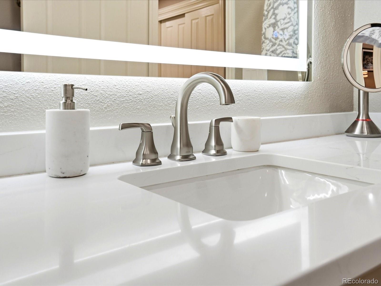 MLS Image #9 for 2700 e cherry creek s drive,denver, Colorado