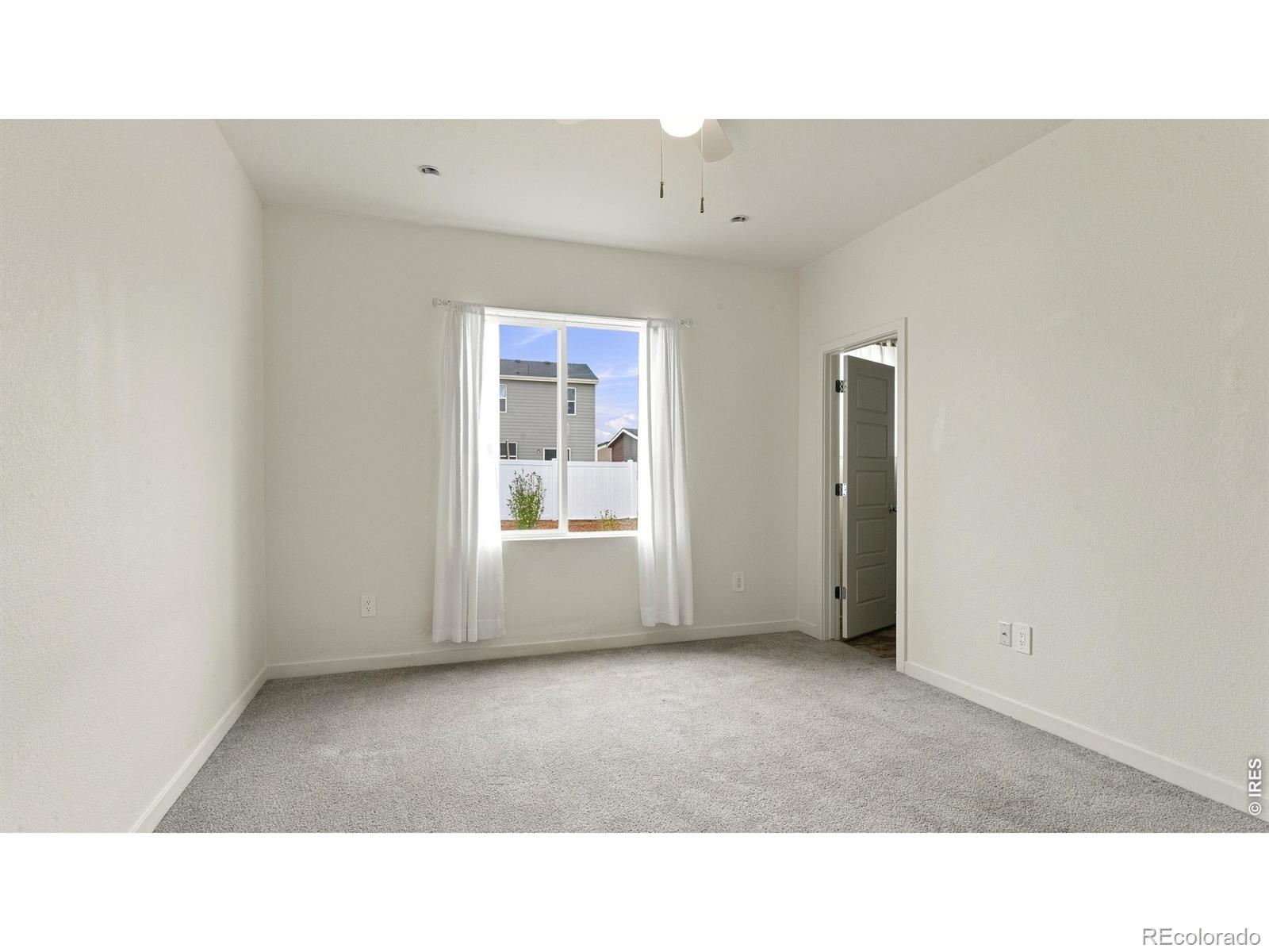 MLS Image #11 for 3605  kenai street,evans, Colorado