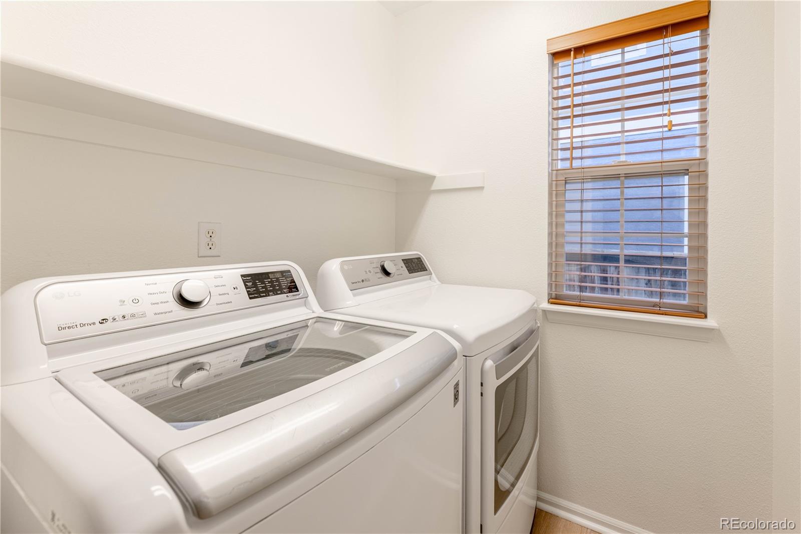MLS Image #11 for 9692  sun meadow street,highlands ranch, Colorado