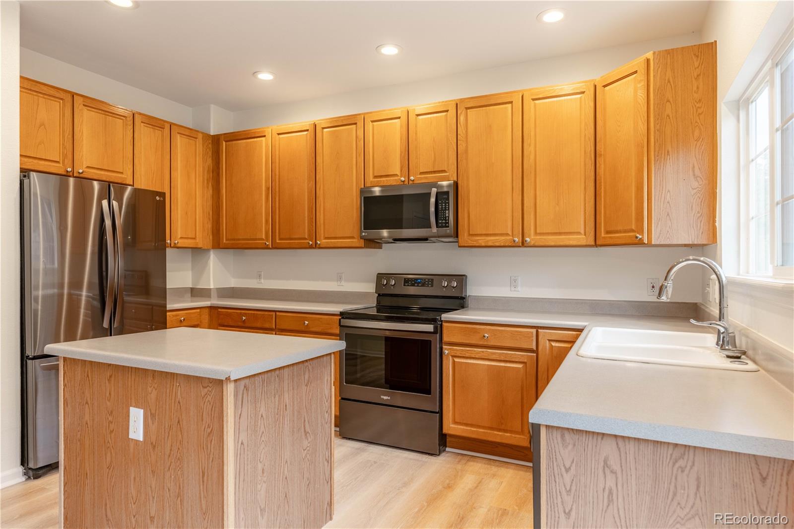 MLS Image #7 for 9692  sun meadow street,highlands ranch, Colorado