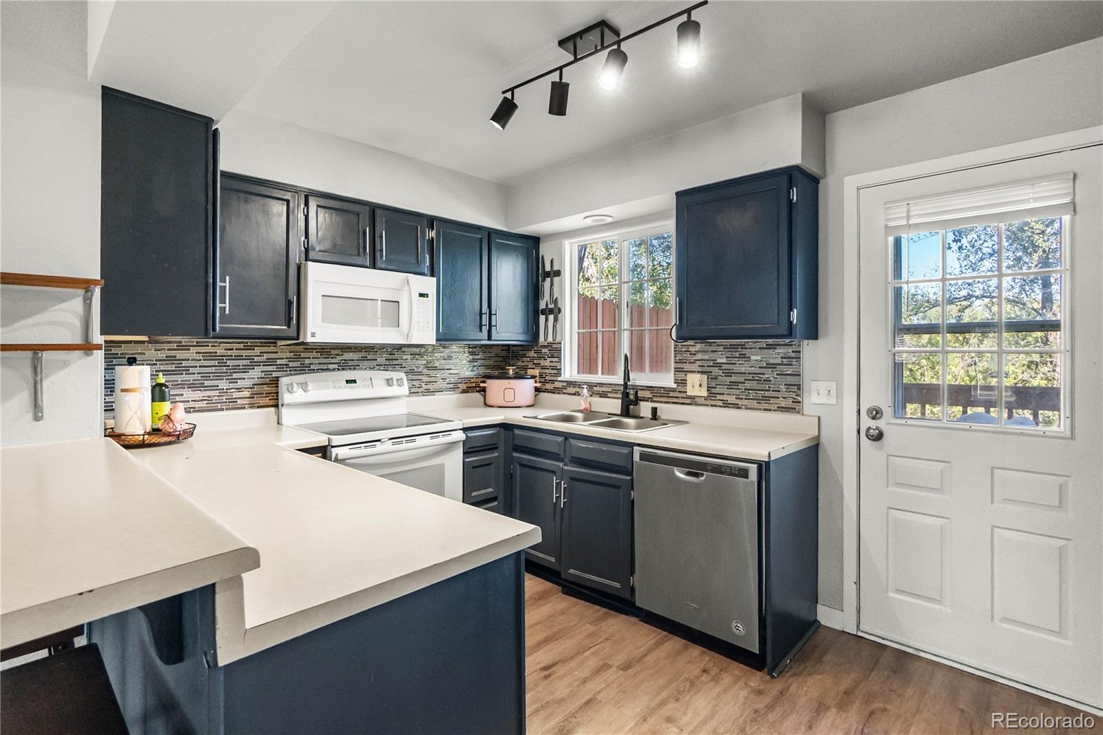 MLS Image #16 for 9661 w cornell place,lakewood, Colorado
