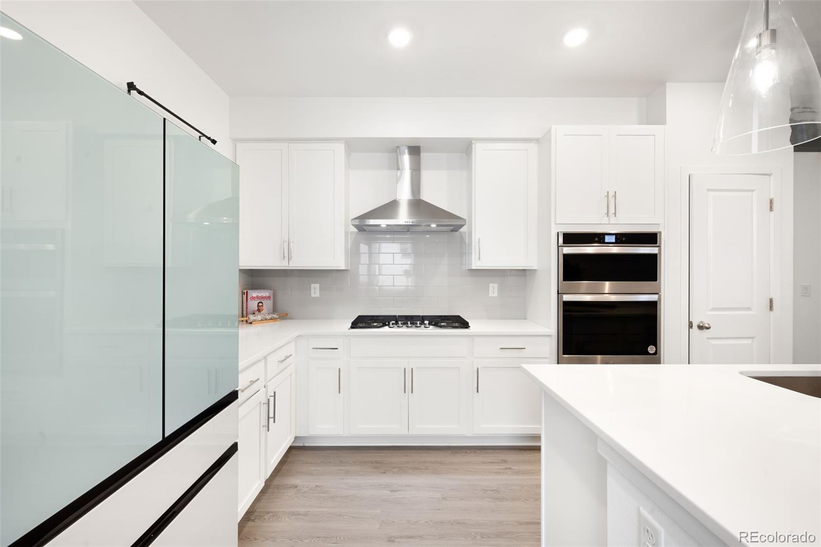 MLS Image #11 for 15194 w 69th avenue,arvada, Colorado