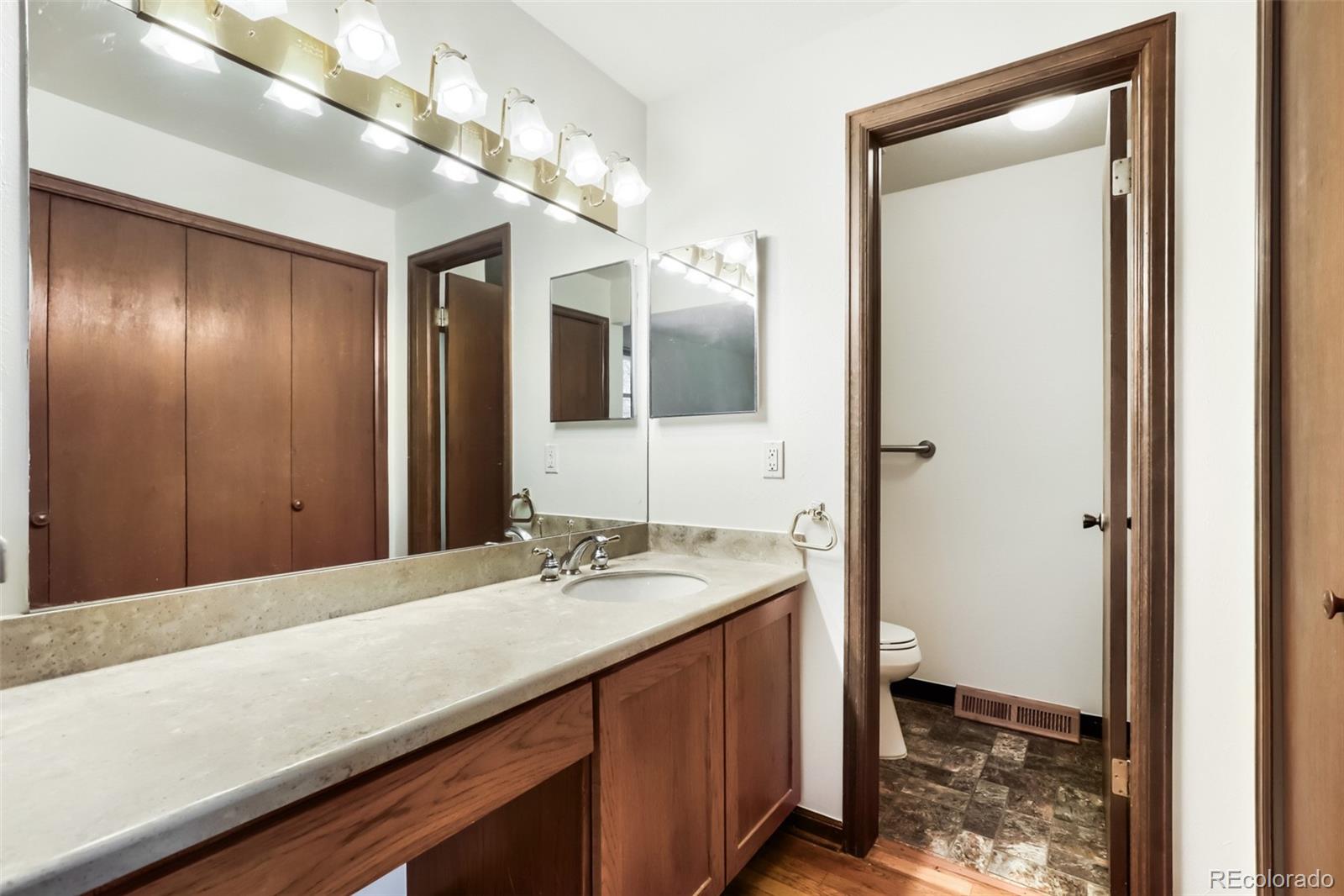 MLS Image #15 for 687 s oswego court,aurora, Colorado