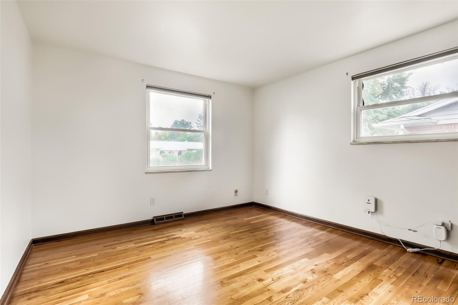 MLS Image #18 for 687 s oswego court,aurora, Colorado