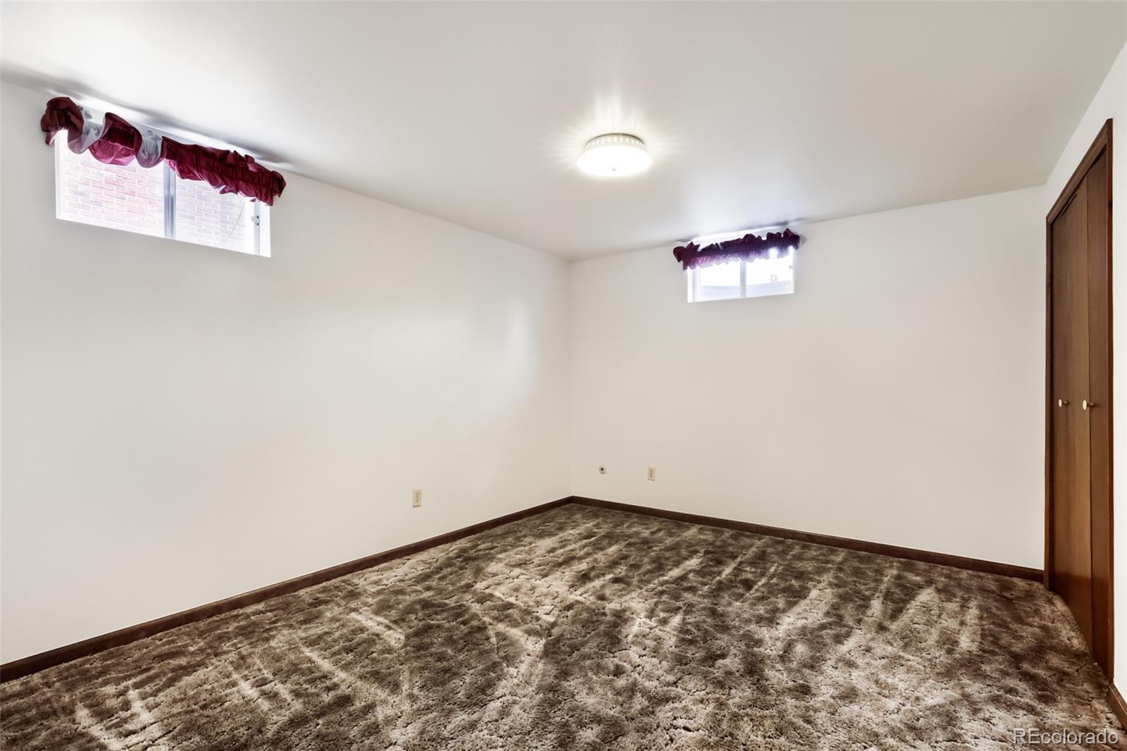 MLS Image #21 for 687 s oswego court,aurora, Colorado
