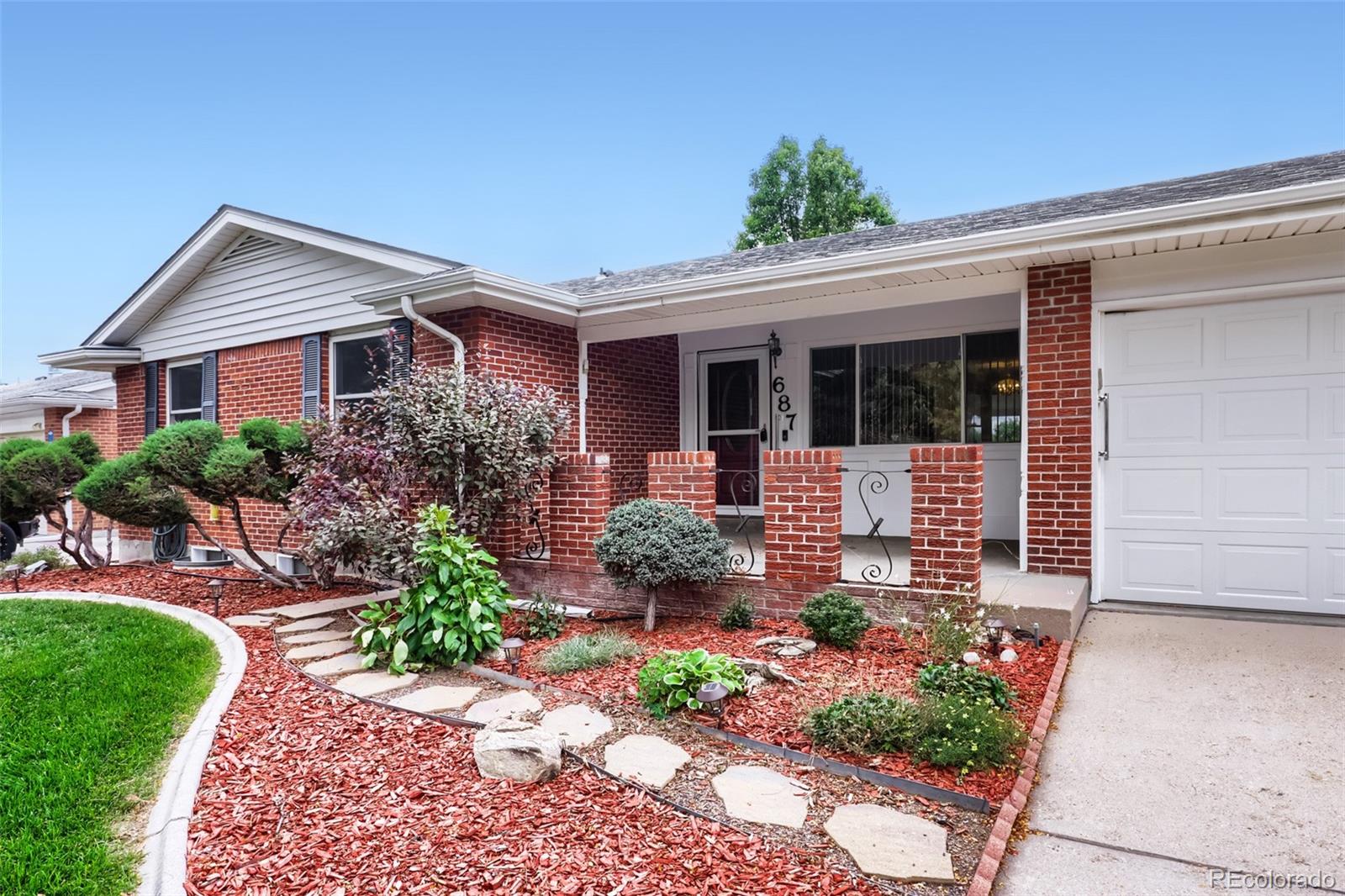MLS Image #25 for 687 s oswego court,aurora, Colorado