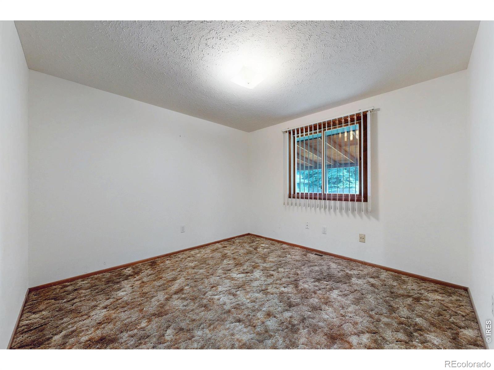MLS Image #11 for 4844 n sheridan avenue,loveland, Colorado