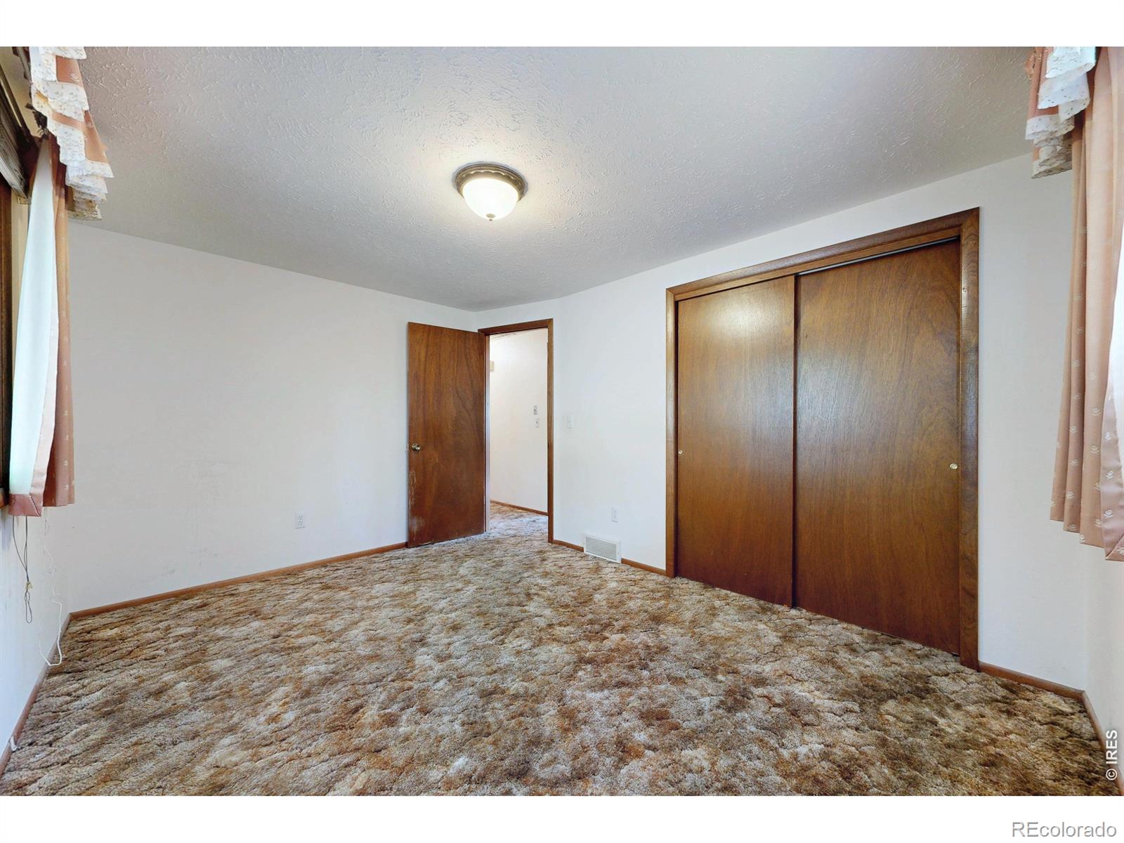 MLS Image #16 for 4844 n sheridan avenue,loveland, Colorado