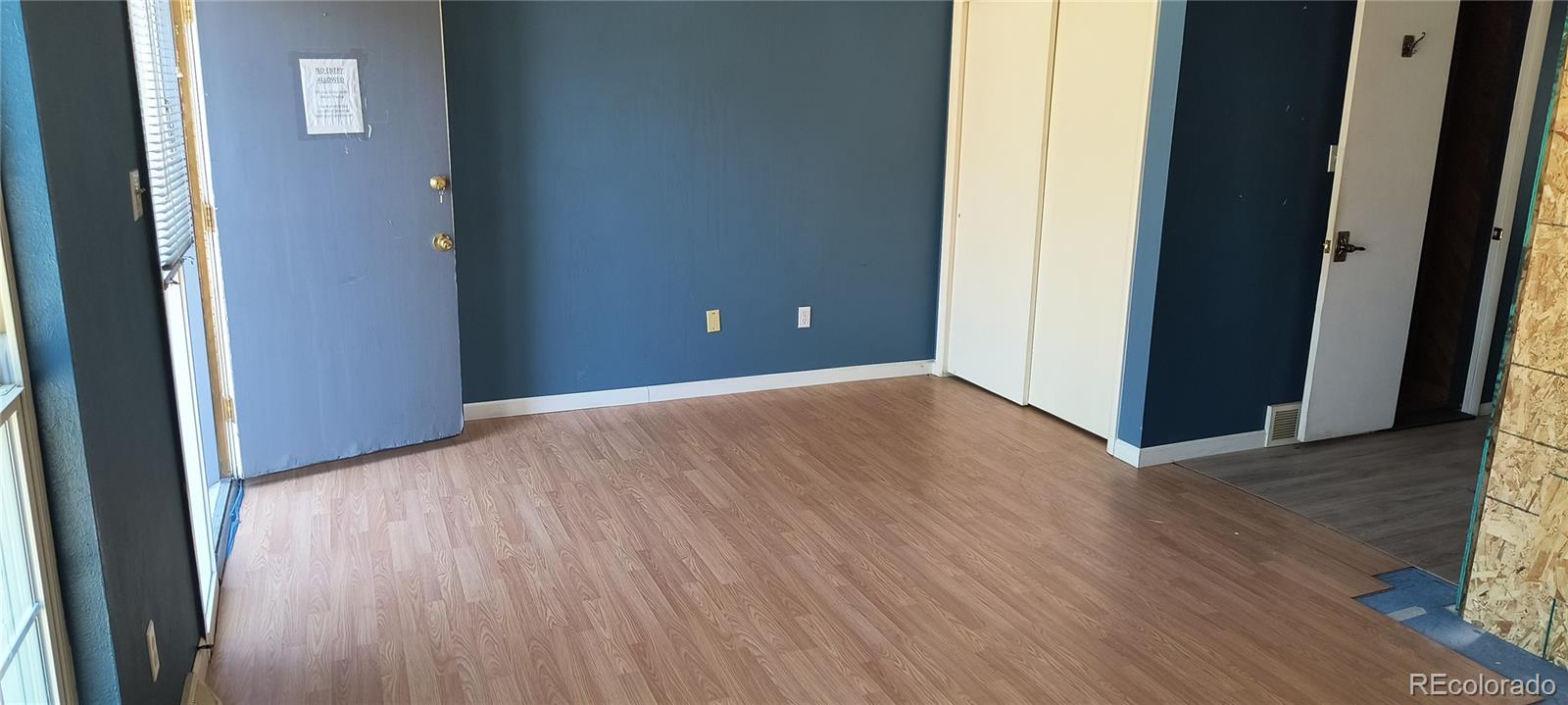 MLS Image #3 for 12061 e 3rd avenue,aurora, Colorado