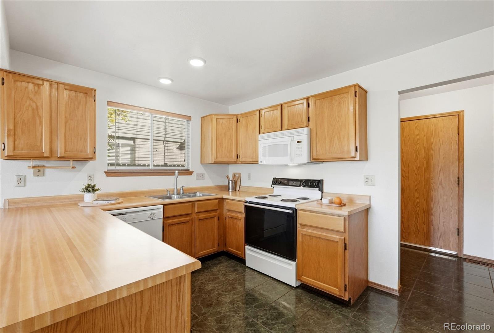 MLS Image #7 for 13139  alcott place,broomfield, Colorado