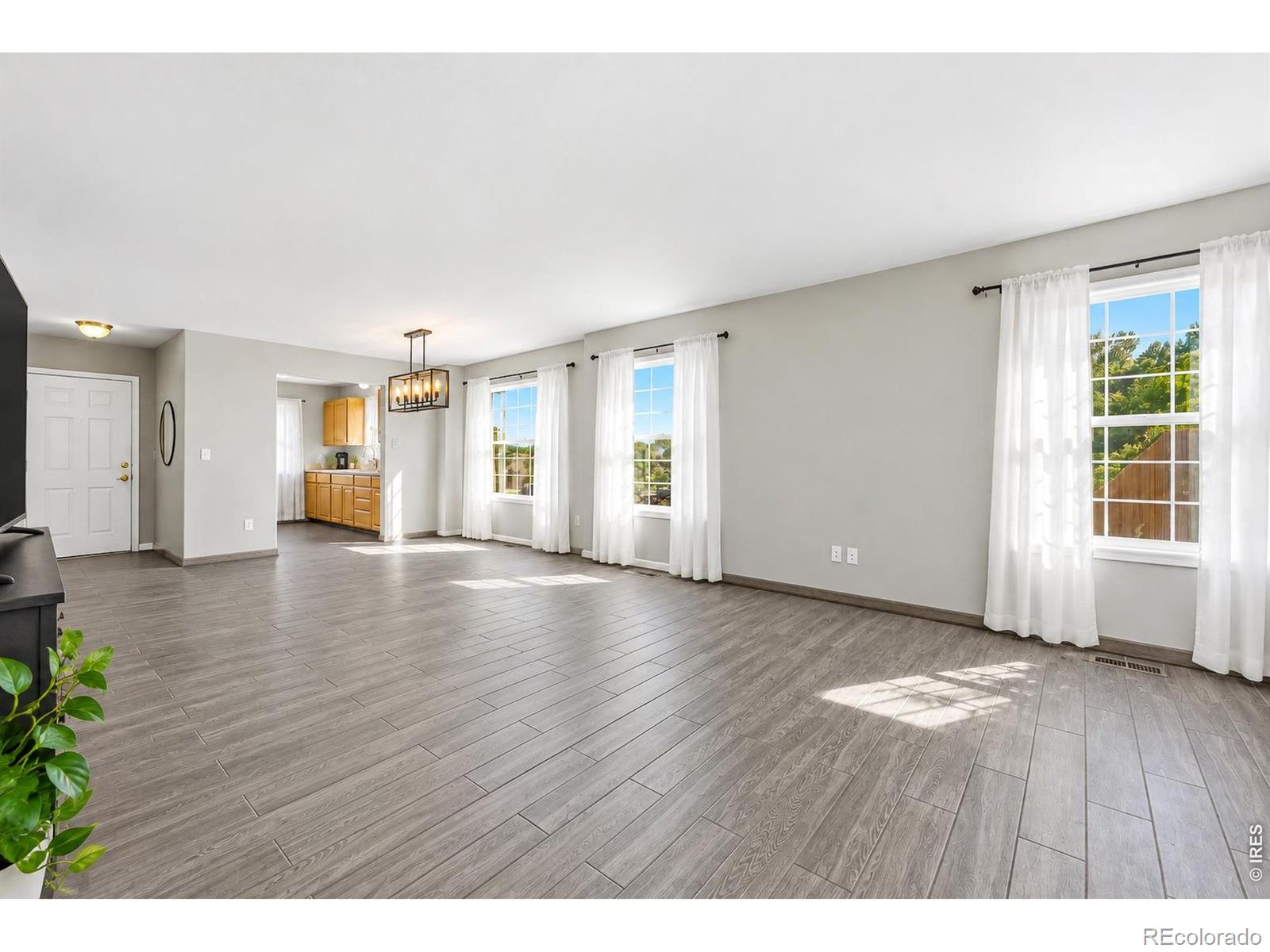 MLS Image #8 for 3131  rio grande avenue,evans, Colorado