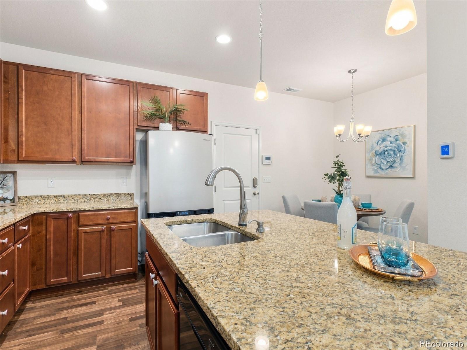 MLS Image #13 for 15526 w 64th loop,arvada, Colorado