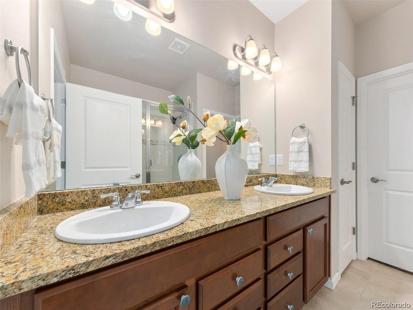 MLS Image #6 for 15526 w 64th loop,arvada, Colorado
