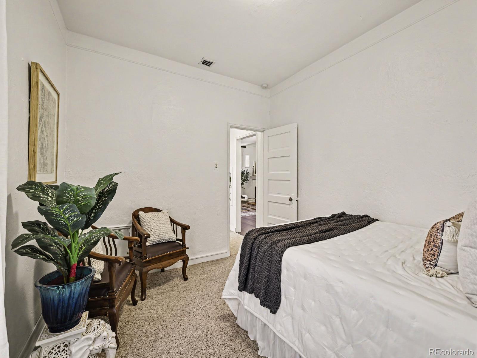 MLS Image #25 for 1853 s grant street,denver, Colorado