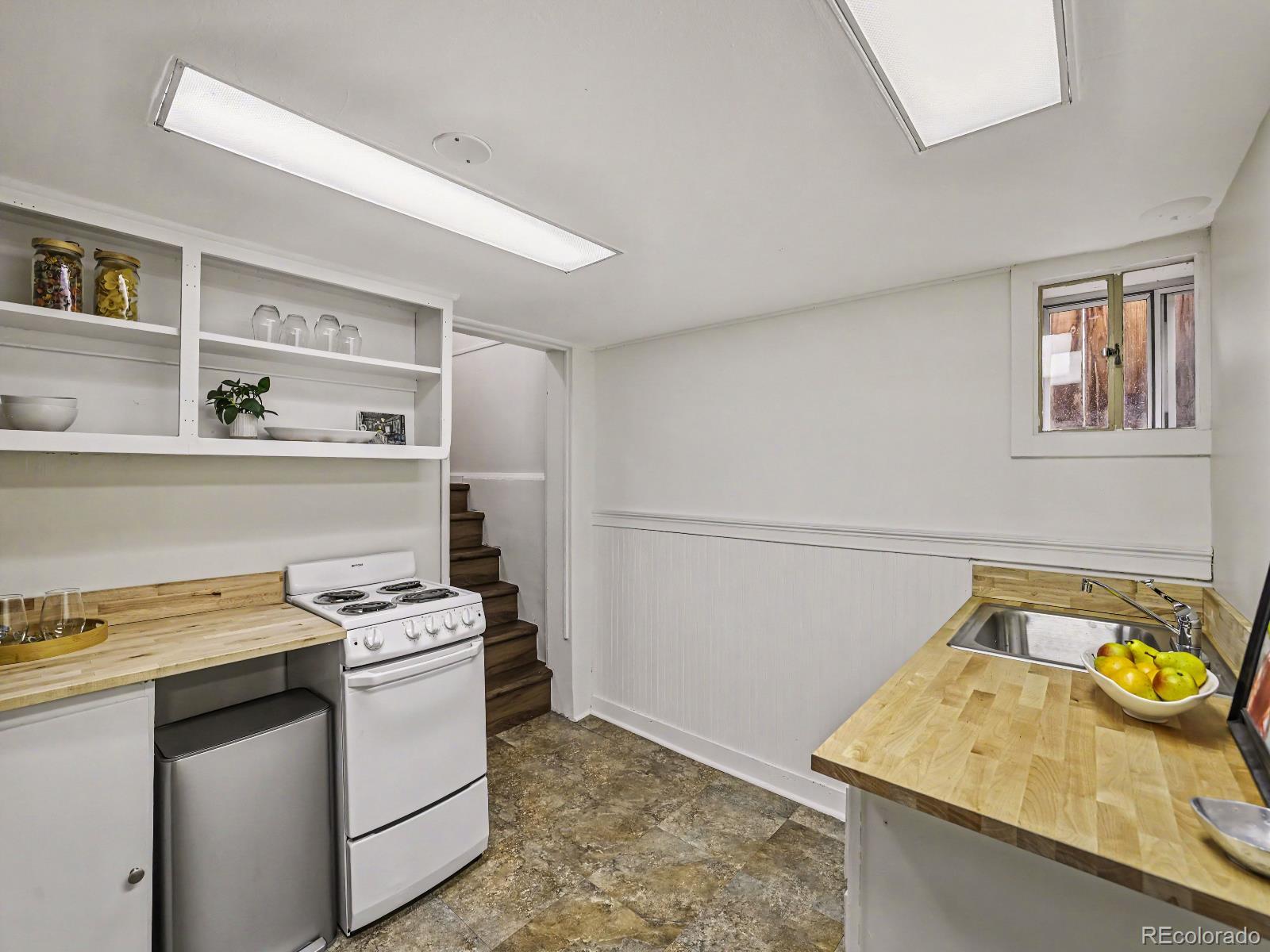 MLS Image #26 for 1853 s grant street,denver, Colorado