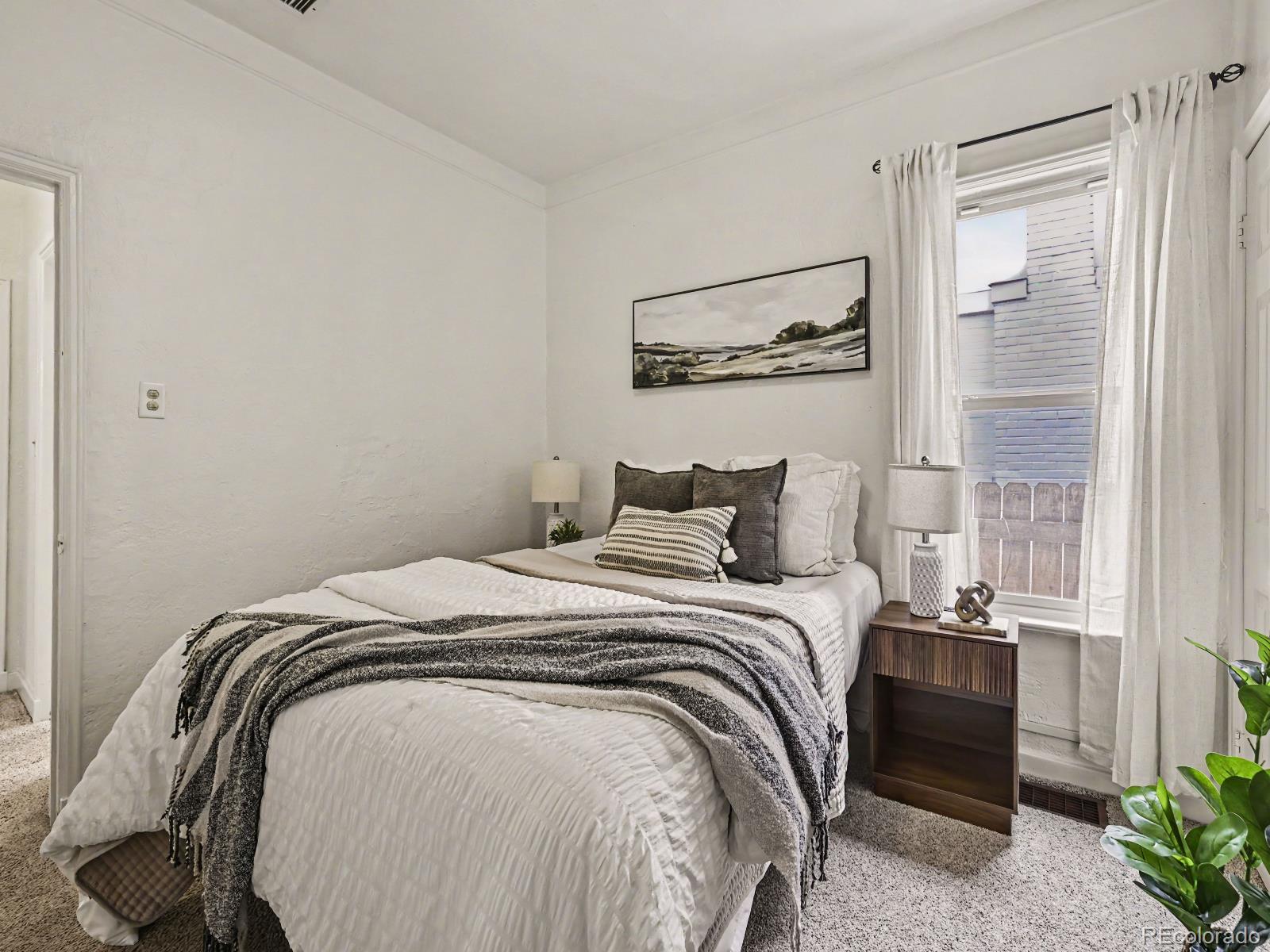MLS Image #5 for 1853 s grant street,denver, Colorado