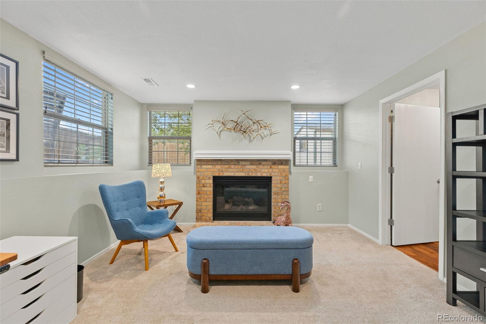 MLS Image #19 for 20490 e 45th avenue,denver, Colorado