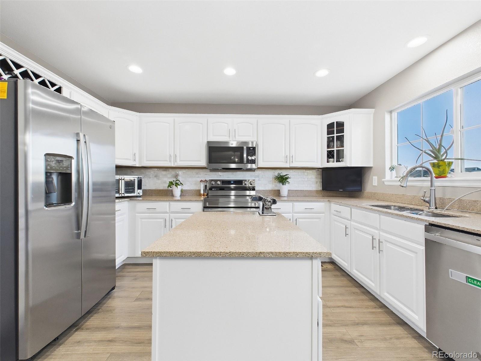 MLS Image #13 for 24339 e kansas circle,aurora, Colorado