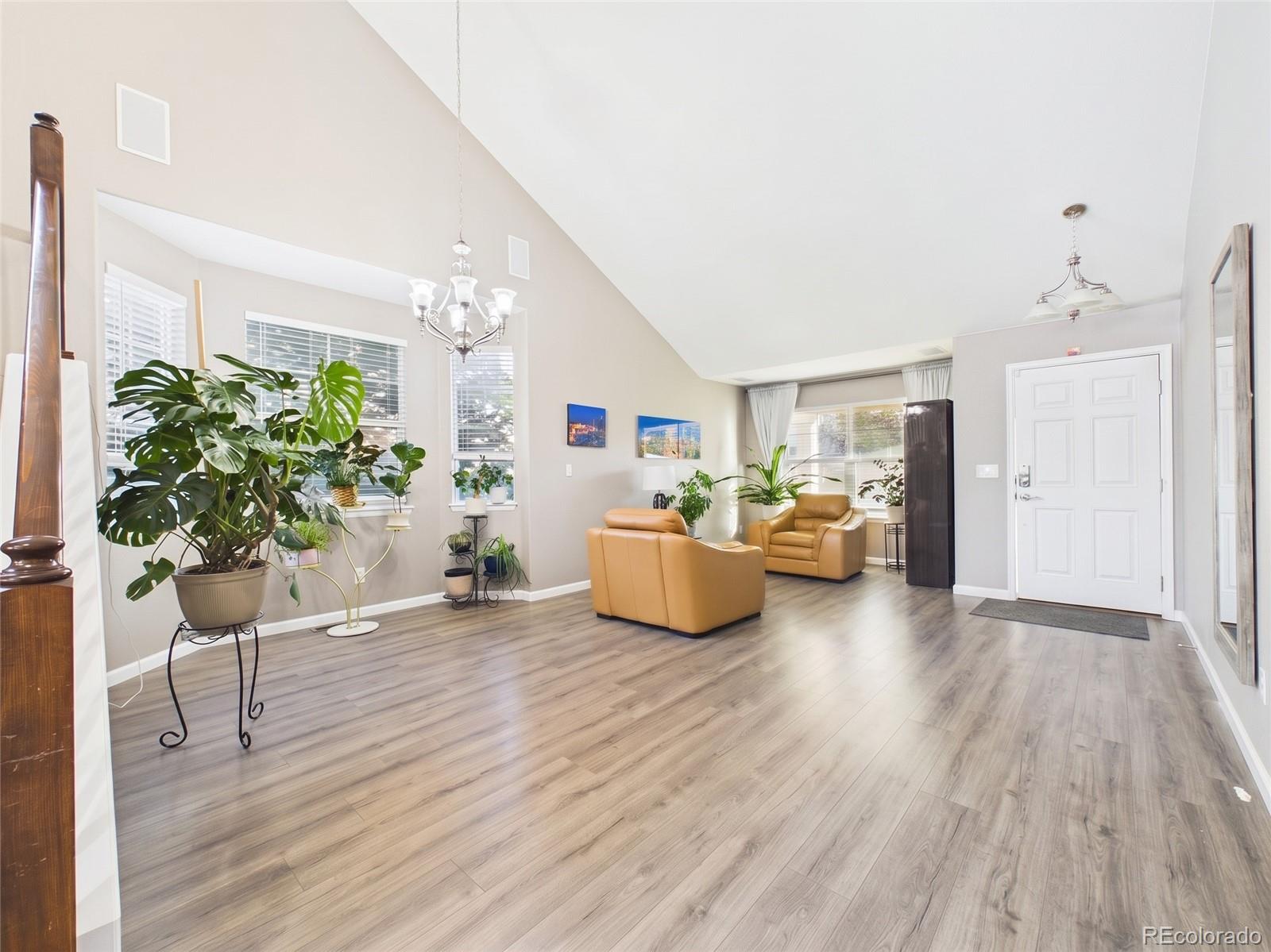 MLS Image #3 for 24339 e kansas circle,aurora, Colorado