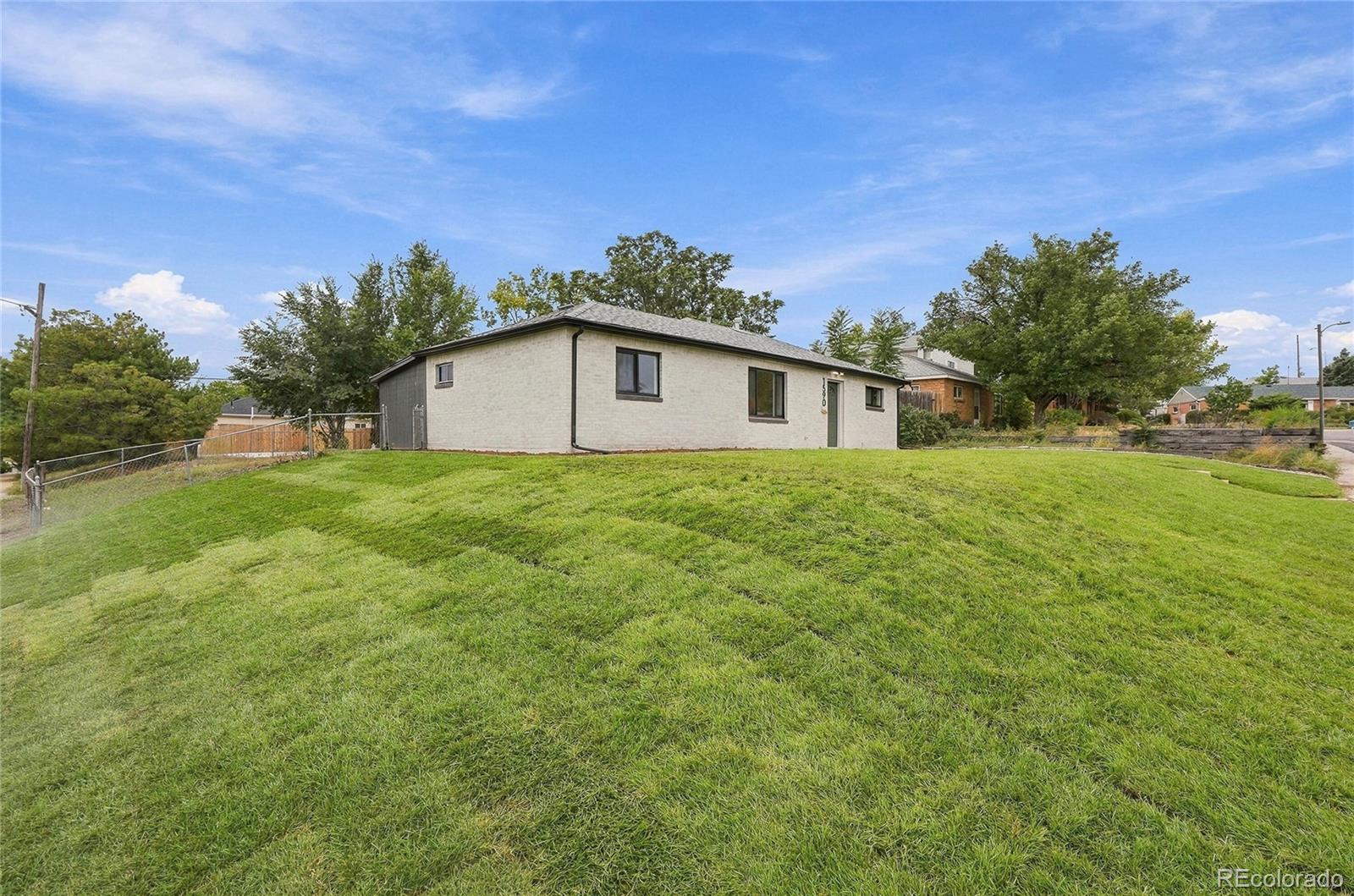 MLS Image #2 for 1590  oak place,thornton, Colorado