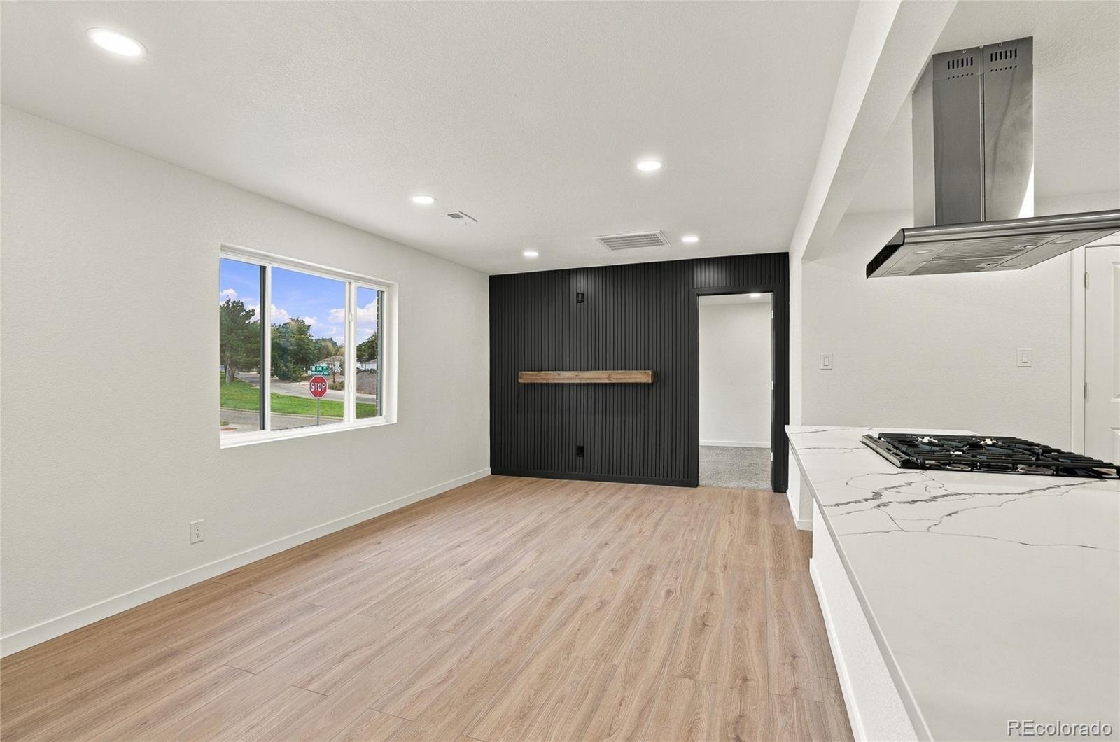 MLS Image #6 for 1590  oak place,thornton, Colorado