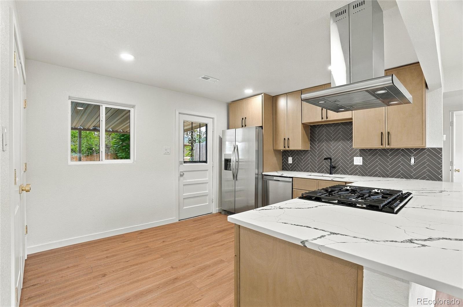 MLS Image #9 for 1590  oak place,thornton, Colorado