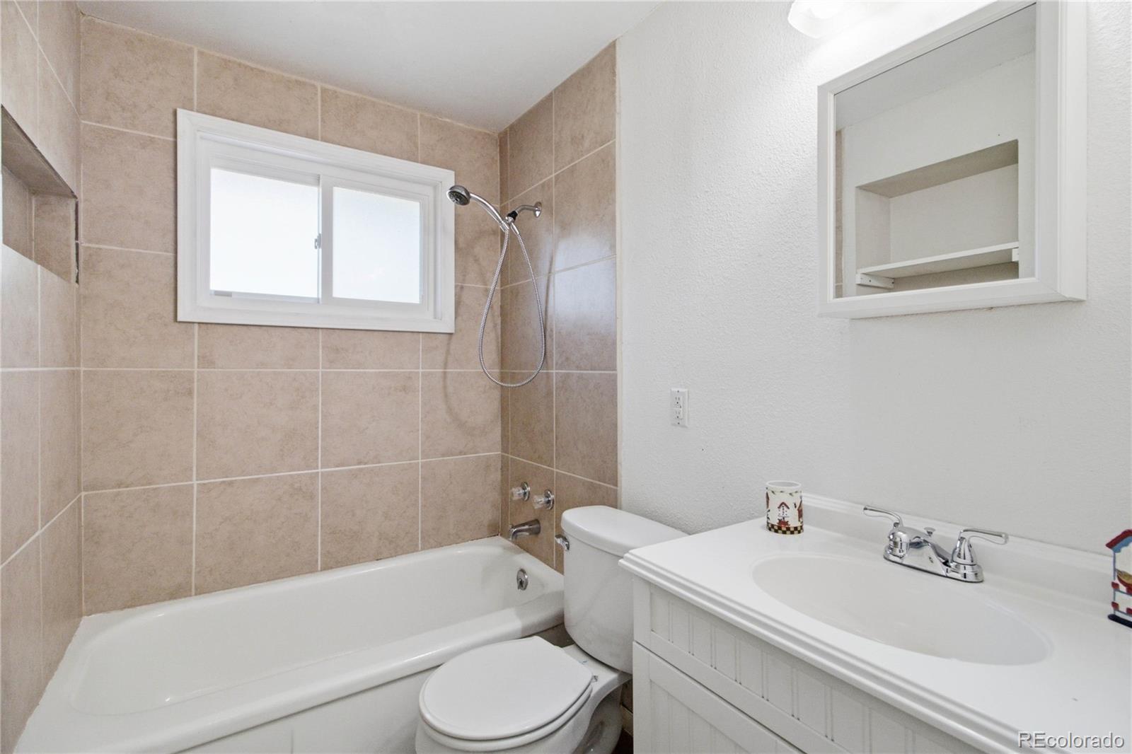 MLS Image #15 for 9335 w 53rd place,arvada, Colorado