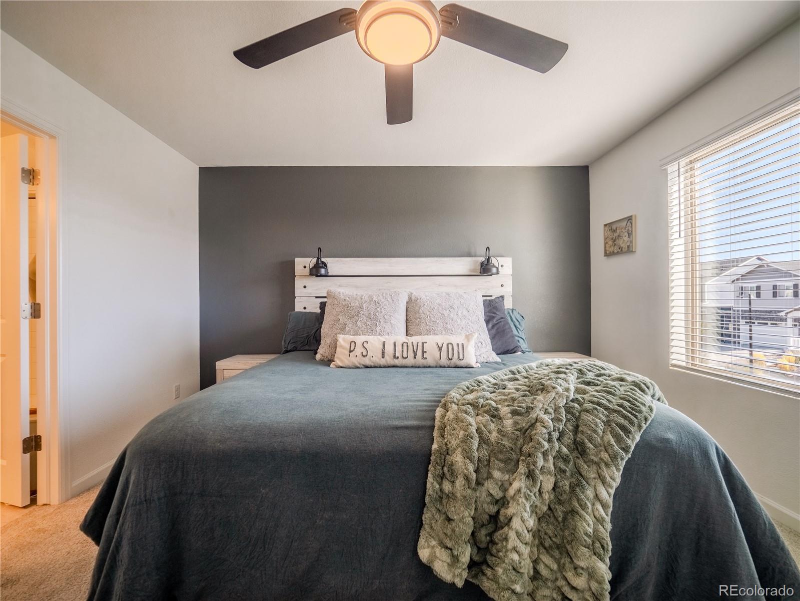 MLS Image #14 for 27473 e 1st place,aurora, Colorado
