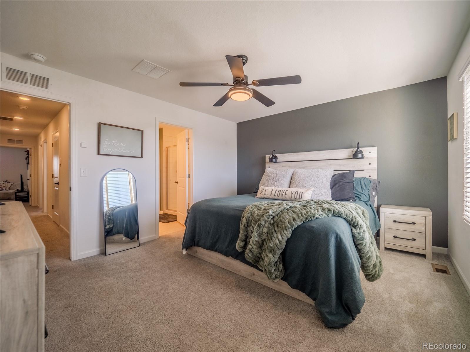 MLS Image #15 for 27473 e 1st place,aurora, Colorado
