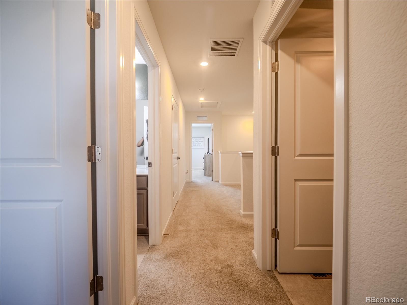 MLS Image #29 for 27473 e 1st place,aurora, Colorado