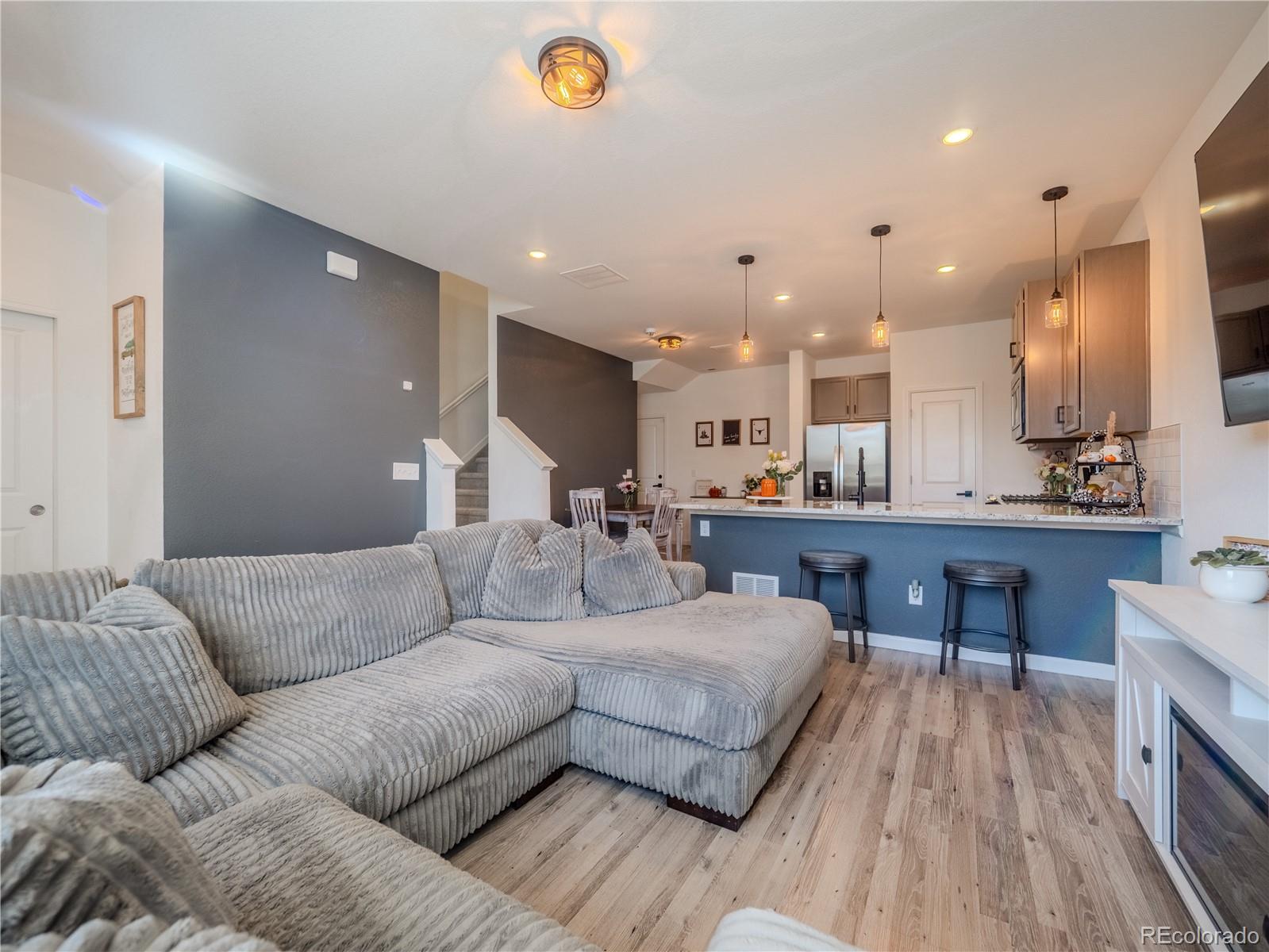 MLS Image #3 for 27473 e 1st place,aurora, Colorado