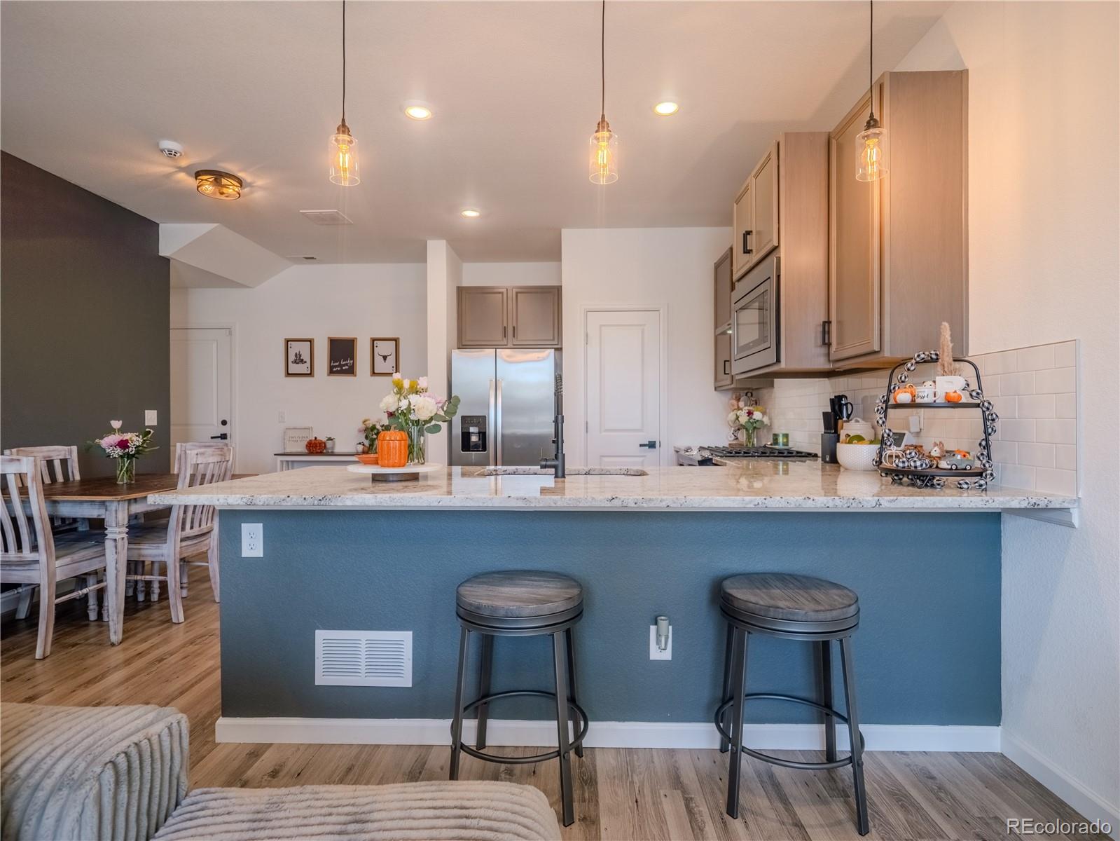 MLS Image #6 for 27473 e 1st place,aurora, Colorado