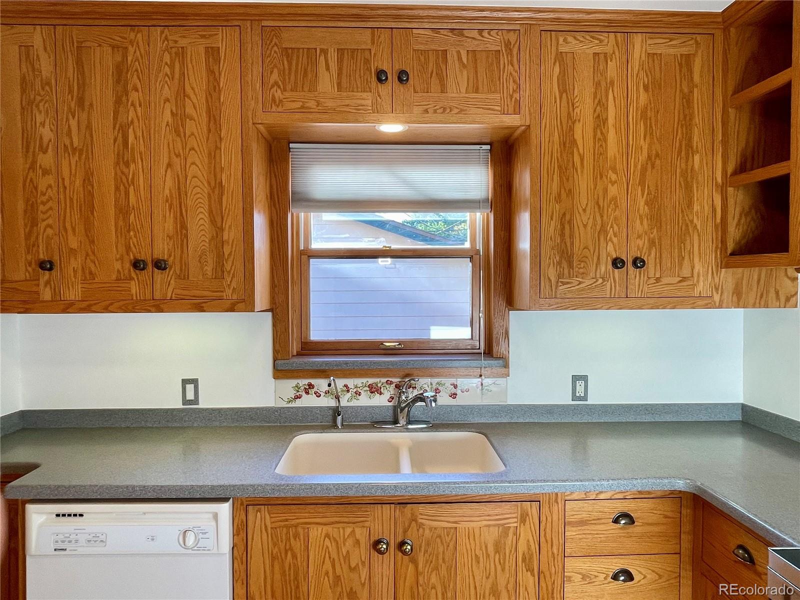 MLS Image #15 for 1233  cook street,denver, Colorado