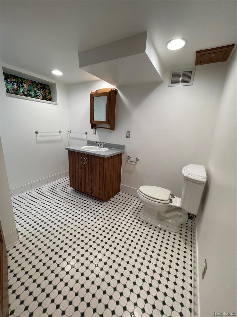 MLS Image #24 for 1233  cook street,denver, Colorado