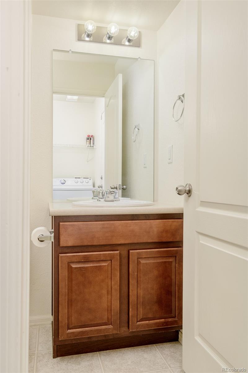 MLS Image #11 for 233 s new castle way,aurora, Colorado